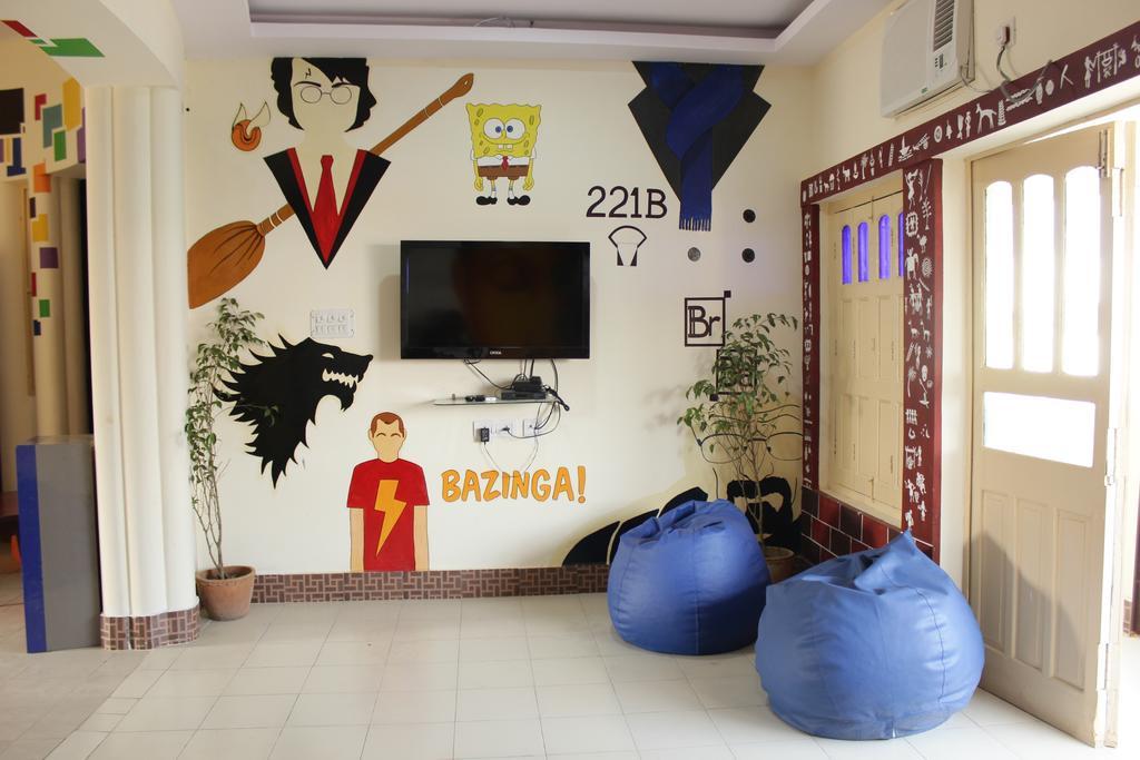 Hostel Zostel Varanasi Exterior foto